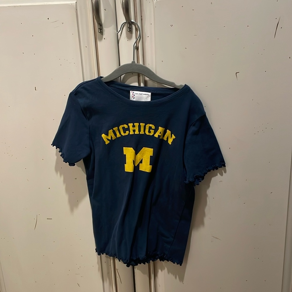 Michigan Lettuce Edges Girls TShirt Sz L